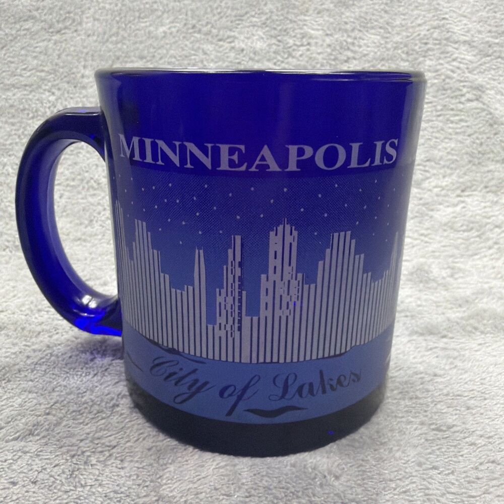 Minneapolis Skyline Cobalt Blue Glass Coffee Mug Souvenir Made in USA